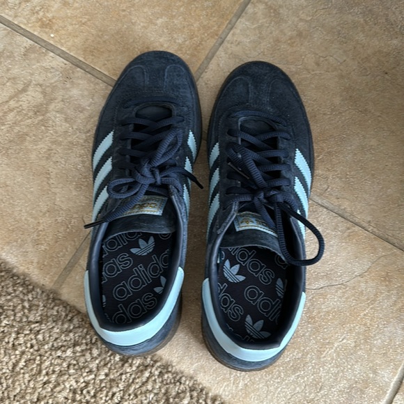 ADIDAS - Picture 3 of 6